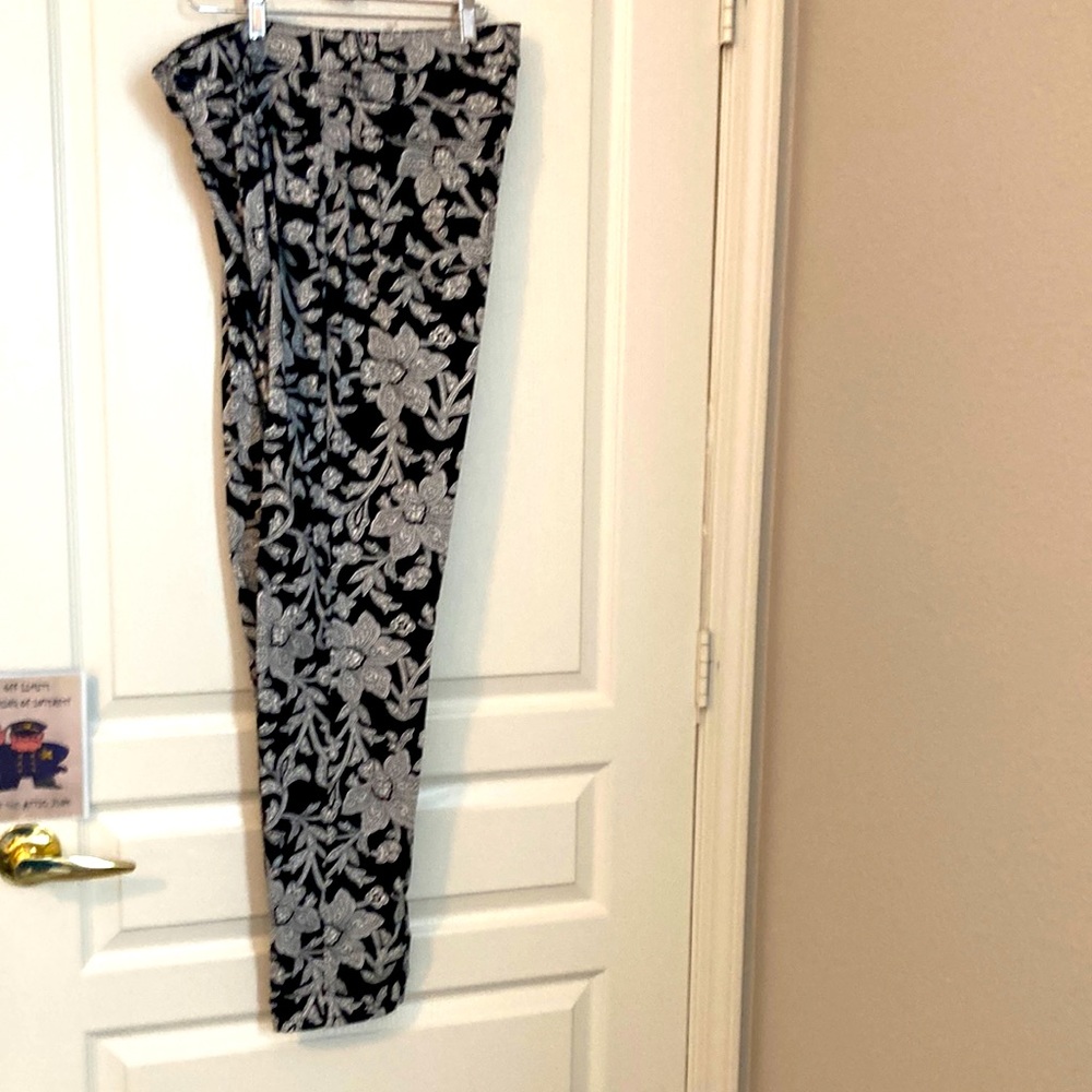 Chico’s leggings, black and white print